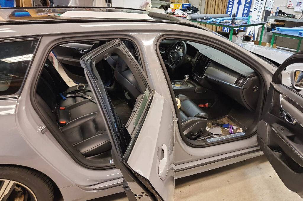 Volvo V90 Nardo Grey jabs done carwrap chrome delete and window tint