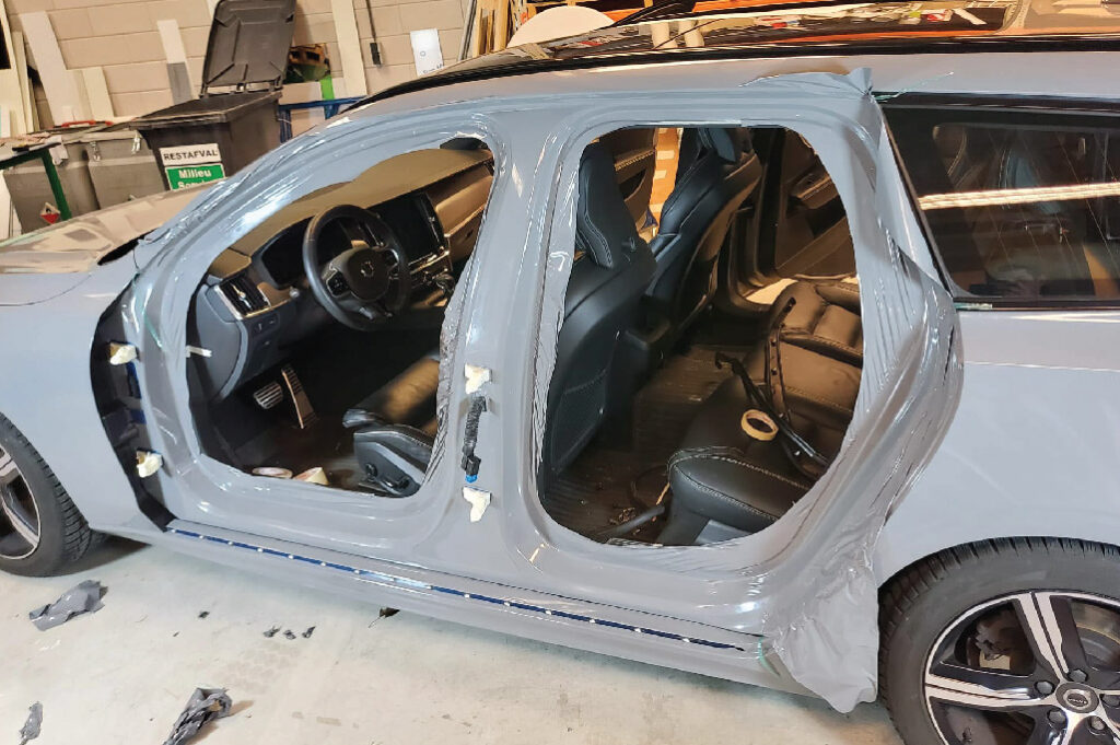Volvo V90 Nardo Grey jabs progres carwrap chrome delete and window tint